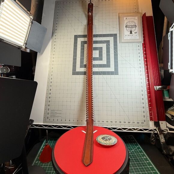 BELT & BUCKLE  |  CRUMRINE® / CIRCLE Y®  |  SILVER LACED BELT  |  MENS 34-US  | - Picture 13 of 15